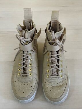 Nike Special Field SF Air Force 1 Mid Mushroom Boot Sneakers Women's Size 6